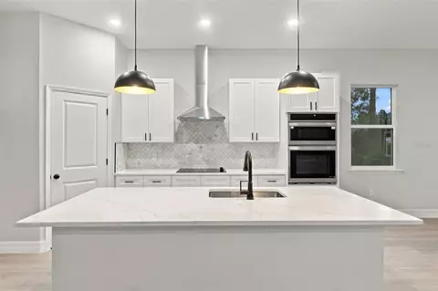 Kitchen - 42435 Royal Trails Rd, Eustis, FL 32726 photo 4 of 5