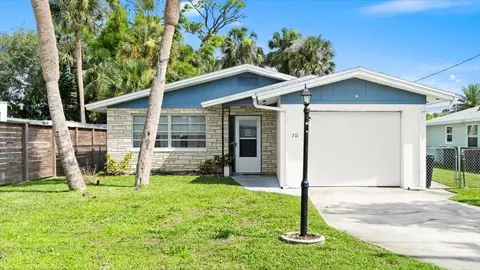 211 Fox Pl, Port Orange, FL 32127