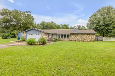 253 Grand Ave, Deland, FL 32720