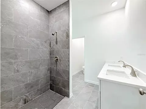 Bath - 106 Fruitwood Ave, Eustis, FL 32726 photo 1 of 5