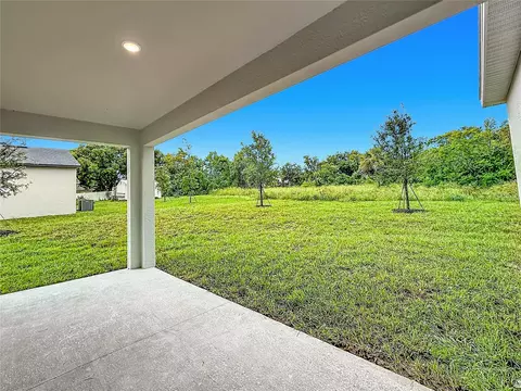 Exterior - 106 Fruitwood Ave, Eustis, FL 32726 photo 4 of 7