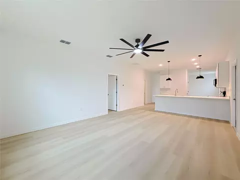 Living - 106 Fruitwood Ave, Eustis, FL 32726 photo 9 of 9