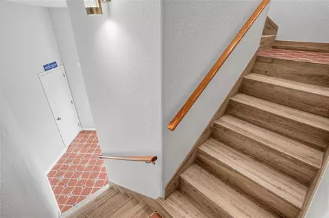 Entry Way - 585 Amber Ln, Cocoa, FL 32926 photo 2 of 4