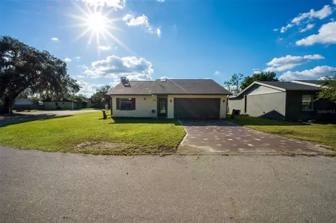 1327 Waterview Blvd E, Lakeland, FL 33801