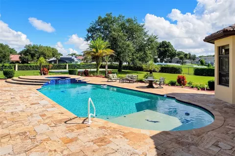 Exterior - 9615 Windy Ridge Rd, Windermere, FL 34786 photo 5 of 6