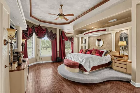 Bedroom - 9615 Windy Ridge Rd, Windermere, FL 34786 photo 5 of 6