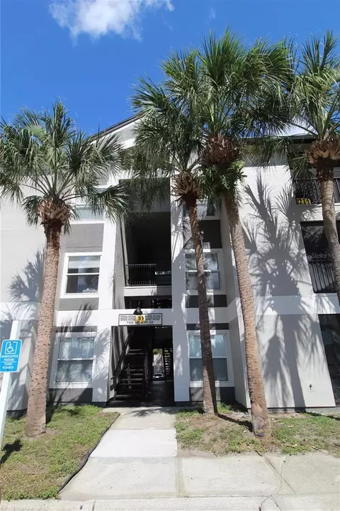 7511 Seurat St #10106, Orlando, FL 32819