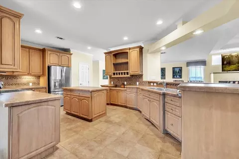 Kitchen - 5188 Pine Level Rd, Ona, FL 33865 photo 5 of 5