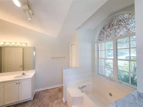Bath - 11535 Clair Pl, Clermont, FL 34711 photo 3 of 4