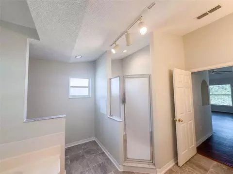 Bath - 11535 Clair Pl, Clermont, FL 34711 photo 2 of 4