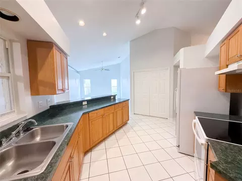 Kitchen - 11535 Clair Pl, Clermont, FL 34711 photo 2 of 3