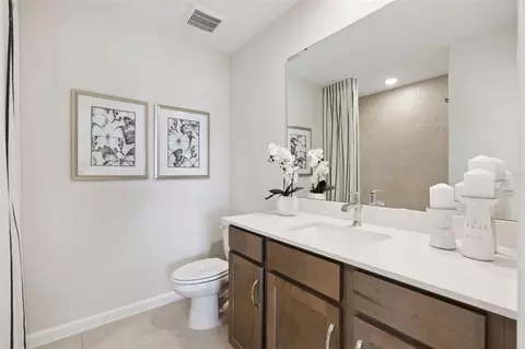 Bath - 5030 Orinoco Ln, Saint Cloud, FL 34771 photo 2 of 3
