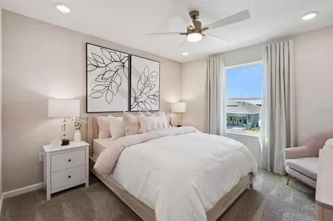 Bedroom - 5030 Orinoco Ln, Saint Cloud, FL 34771 photo 5 of 6