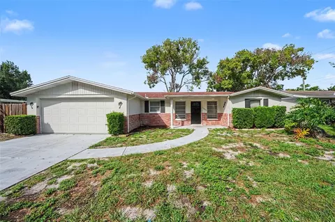 10933 Stamford Dr, Port Richey, FL 34668