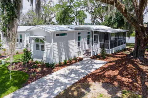 12130 Grand Oak Ln, Oxford, FL 34484