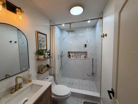 Bath - Undisclosed, Eustis, FL 32736 photo 1 of 8