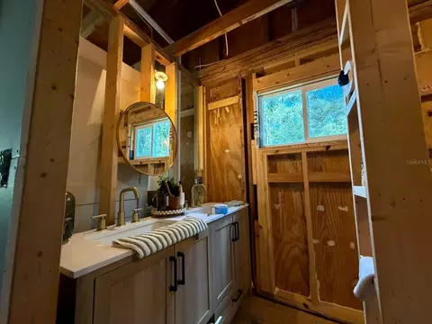 Bath - Undisclosed, Eustis, FL 32736 photo 2 of 8