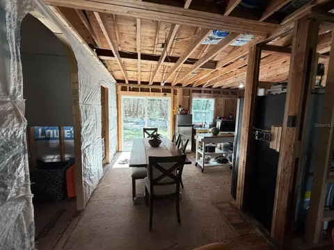 Entry Way - Undisclosed, Eustis, FL 32736 photo 1 of 3