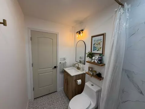 Bath - Undisclosed, Eustis, FL 32736 photo 5 of 8