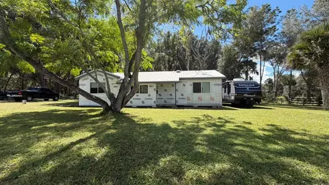 Exterior - Undisclosed, Eustis, FL 32736 photo 9 of 13