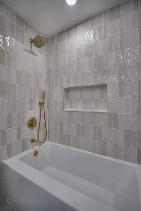 Bath - 3025 Sandstone Dr, Saint Cloud, FL 34772 photo 7 of 7