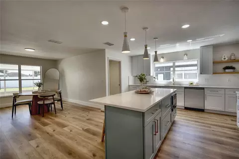 Kitchen - 3025 Sandstone Dr, Saint Cloud, FL 34772 photo 2 of 4