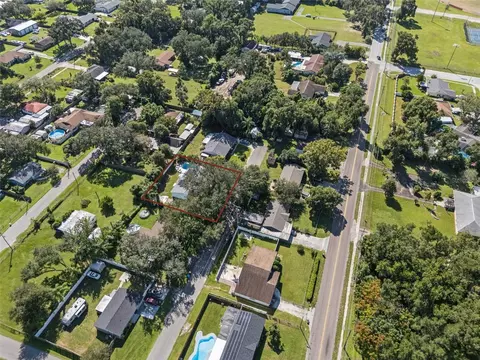 View/Area - 2614 Fairview Ave, Seffner, FL 33584 photo 4 of 7