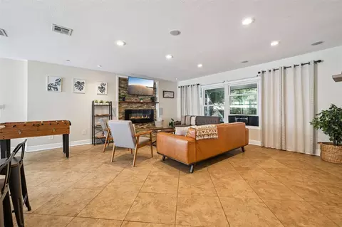 Living - 2614 Fairview Ave, Seffner, FL 33584 photo 2 of 3