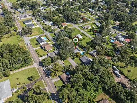 View/Area - 2614 Fairview Ave, Seffner, FL 33584 photo 6 of 7