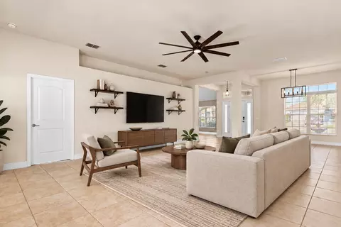 Living - 702 Country Walk Cv, Eagle Lake, FL 33839 photo 5 of 7