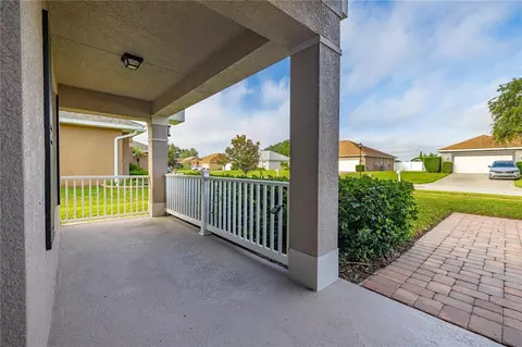 Exterior - 702 Country Walk Cv, Eagle Lake, FL 33839 photo 5 of 7