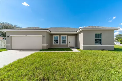 1910 Lakeview Ln, Poinciana, FL 34759