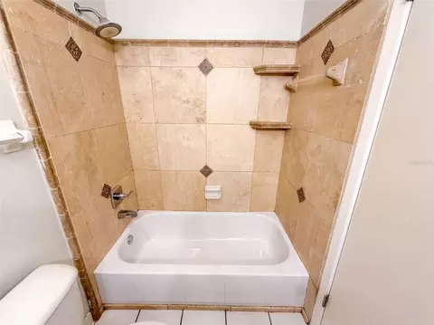Bath - 904 Spring Creek Dr, Ocoee, FL 34761 photo 3 of 5