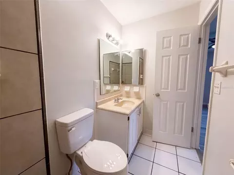 Bath - 904 Spring Creek Dr, Ocoee, FL 34761 photo 4 of 5