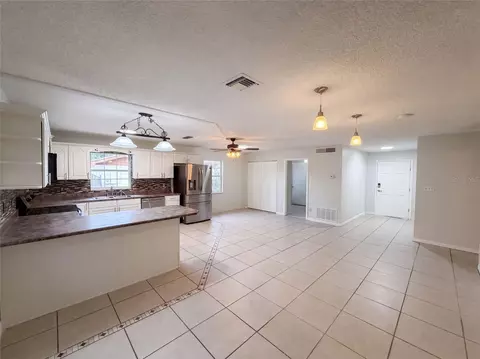Living - 904 Spring Creek Dr, Ocoee, FL 34761 photo 1 of 4