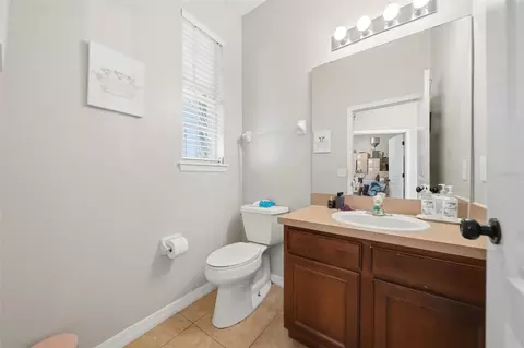Bath - 7142 Five Oaks Dr, Harmony, FL 34773 photo 3 of 3