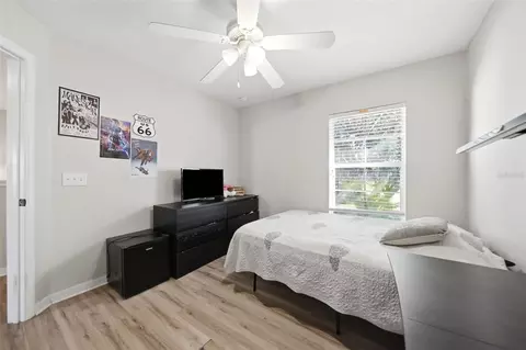 Bedroom - 7142 Five Oaks Dr, Harmony, FL 34773 photo 3 of 4