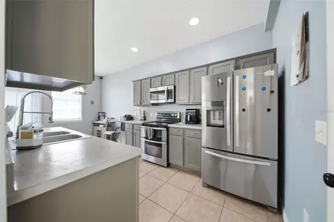 Kitchen - 7142 Five Oaks Dr, Harmony, FL 34773 photo 1 of 3