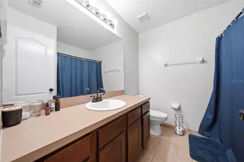 Bath - 7142 Five Oaks Dr, Harmony, FL 34773 photo 2 of 3