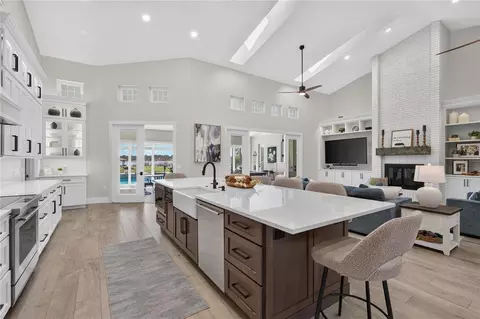 Kitchen - 34449 Parkview Ave, Eustis, FL 32736 photo 4 of 7