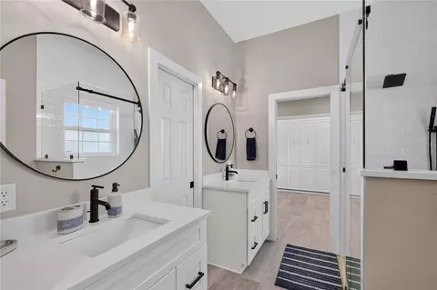 Bath - 34449 Parkview Ave, Eustis, FL 32736 photo 6 of 7