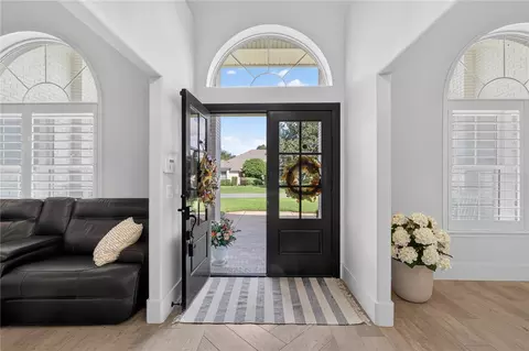 Entry Way - 34449 Parkview Ave, Eustis, FL 32736 photo 1 of 3