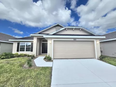 Exterior - 7672 Bent Tree Loop, Saint Cloud, FL 34773 photo 1 of 4
