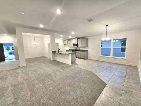 Living - 7678 Bent Tree Loop, Harmony, FL 34773 photo 4 of 5