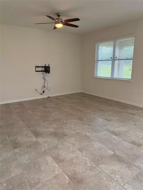 Living - 168 Waterside Cir, Winter Haven, FL 33880 photo 1 of 1