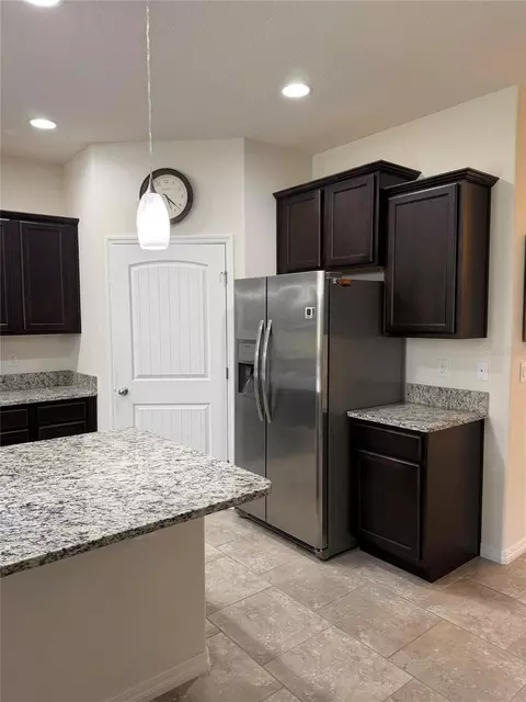 Kitchen - 168 Waterside Cir, Winter Haven, FL 33880 photo 2 of 3