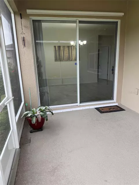 Exterior - 168 Waterside Cir, Winter Haven, FL 33880 photo 6 of 7