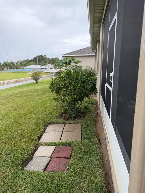 Exterior - 168 Waterside Cir, Winter Haven, FL 33880 photo 4 of 7