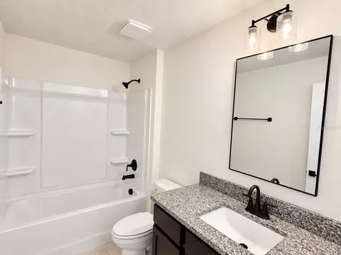 Bath - 7696 Bent Tree Loop, Harmony, FL 34773 photo 1 of 2