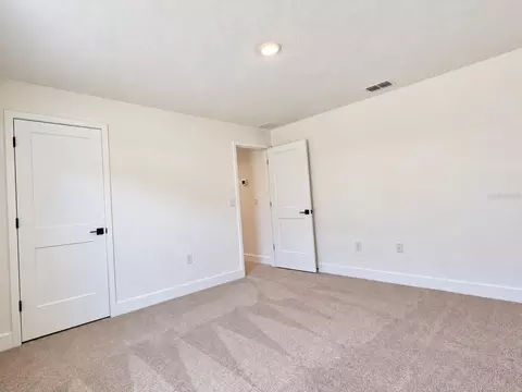 Bedroom - 7696 Bent Tree Loop, Harmony, FL 34773 photo 4 of 4